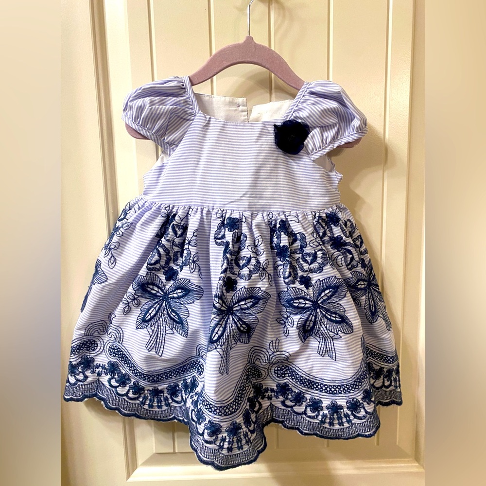 Laura Ashley dresses I Laura Ashley of London Blue and White stripe with flowers